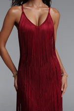 Lade Bild in die Galerieansicht, Alex Classic Contour V Neck Layered Fringe Bandage Red Maxi Dress