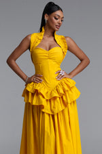 Charger l'image dans la visionneuse de la Galerie, Shea Elegant Waist-Cinched Halter Neck Ruffled Maxi Dress