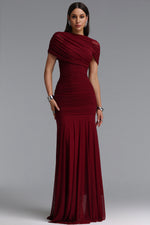 Lade Bild in die Galerieansicht, Tiza Elegant Sophisticated Draped Ruched Knitted Maxi Dress