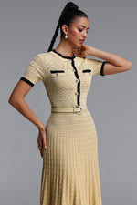 Lade Bild in die Galerieansicht, Wagani Elegant Contour Round Neck Short Sleeve Knit Maxi Dress