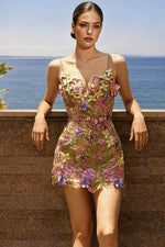 Lade Bild in die Galerieansicht, Magdalena Romantic Multicolor Floral Spaghetti Strap Floral Mini Dress