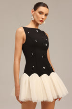 Load image into Gallery viewer, Salamo Sleeveless Diamond Mini Dress