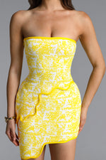 Load image into Gallery viewer, Trinaco Chic Contour Scalloped Print Pink Bandage Top and Skirt Set