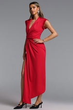 Lade Bild in die Galerieansicht, Elin Chic Contour V Neck Twisted High Slit Knit Maxi Dress