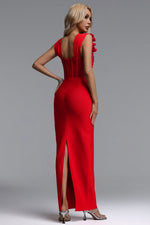 Lade Bild in die Galerieansicht, Oria Glamorous Contour Square Neck Pearl Floral Bandage Maxi Dres