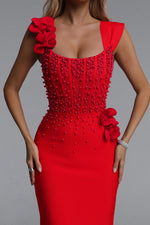 Lade Bild in die Galerieansicht, Oria Glamorous Contour Square Neck Pearl Floral Bandage Maxi Dres