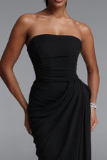 Lade Bild in die Galerieansicht, Tazeda Elegant Contour Strapless Ruched Mesh Black Maxi Dress