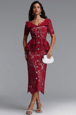 Lade Bild in die Galerieansicht, Quinn Elegant Cinched Short Sleeve Floral Lace Red Maxi Dress