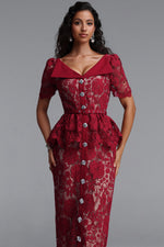 Lade Bild in die Galerieansicht, Quinn Elegant Cinched Short Sleeve Floral Lace Red Maxi Dress