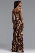 Lade Bild in die Galerieansicht, Evelina Sexy Contour Ruched Waist Sleeveless Leopard Print Knit Maxi Dress