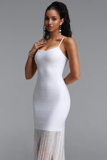 Lade Bild in die Galerieansicht, Demere Chic Contour Fringe Bandage White Maxi Dress